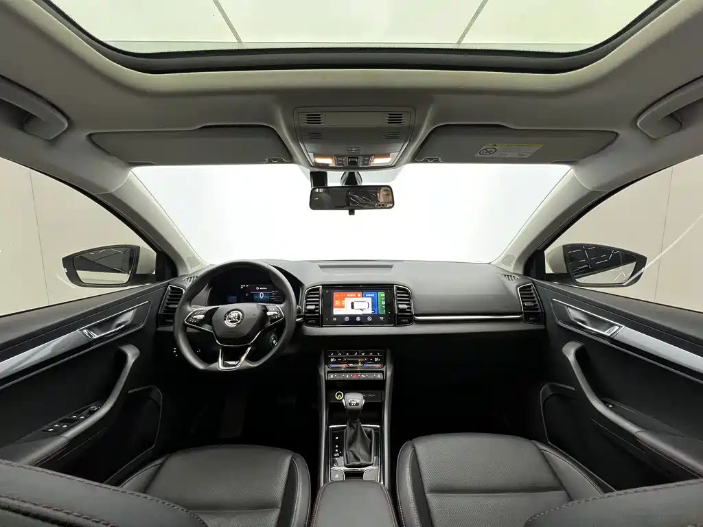 Skoda Karoq 2023 — фото 21