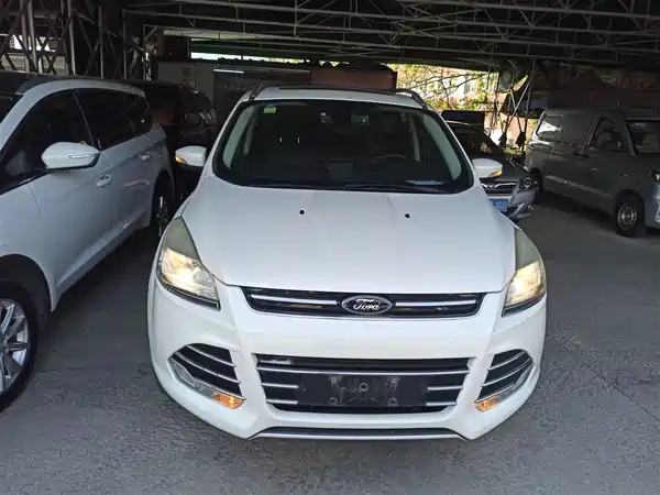 Ford Kuga 2015