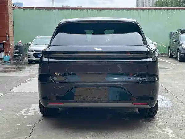 Li Auto L6 2024