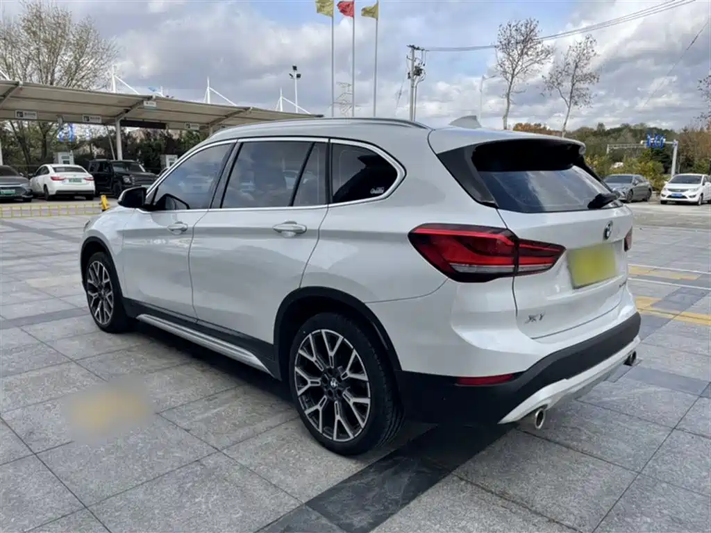 BMW X1 2021 — фото 21