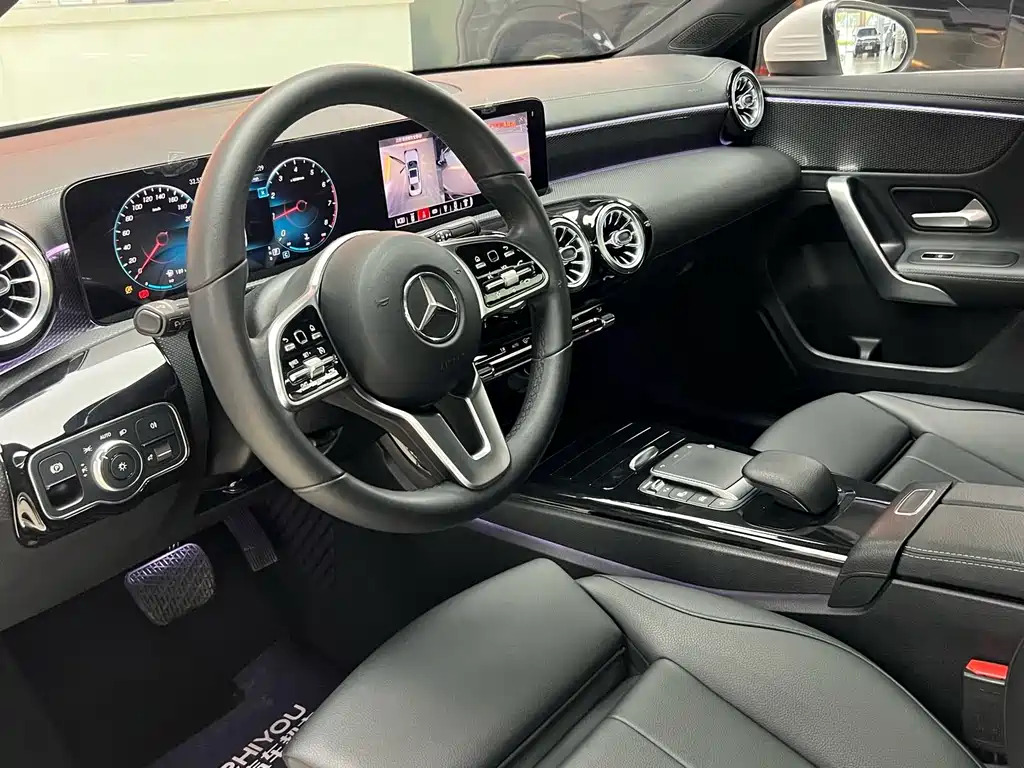 Mercedes-Benz A-Class 2021 — фото 8