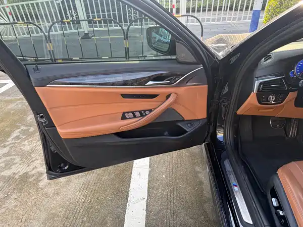 BMW 5 Series 2018