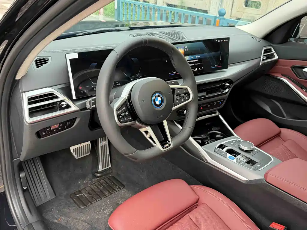 BMW i3 2025 — фото 8