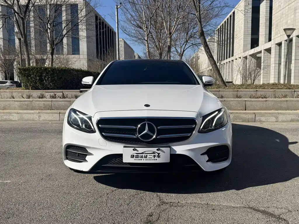 Mercedes-Benz E-Class 2019 — фото 2