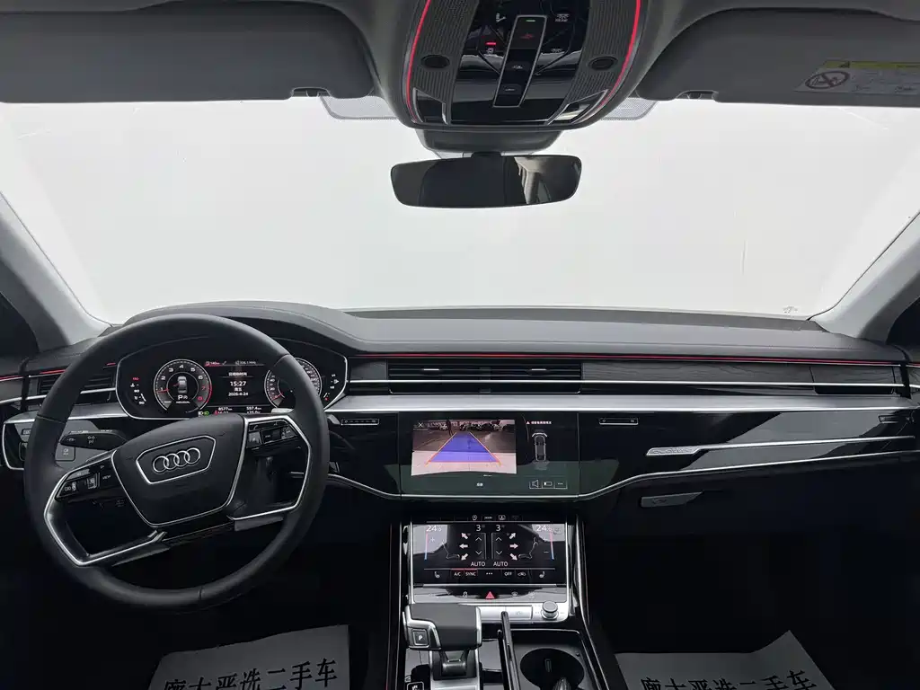 Audi A8 2025 — фото 16
