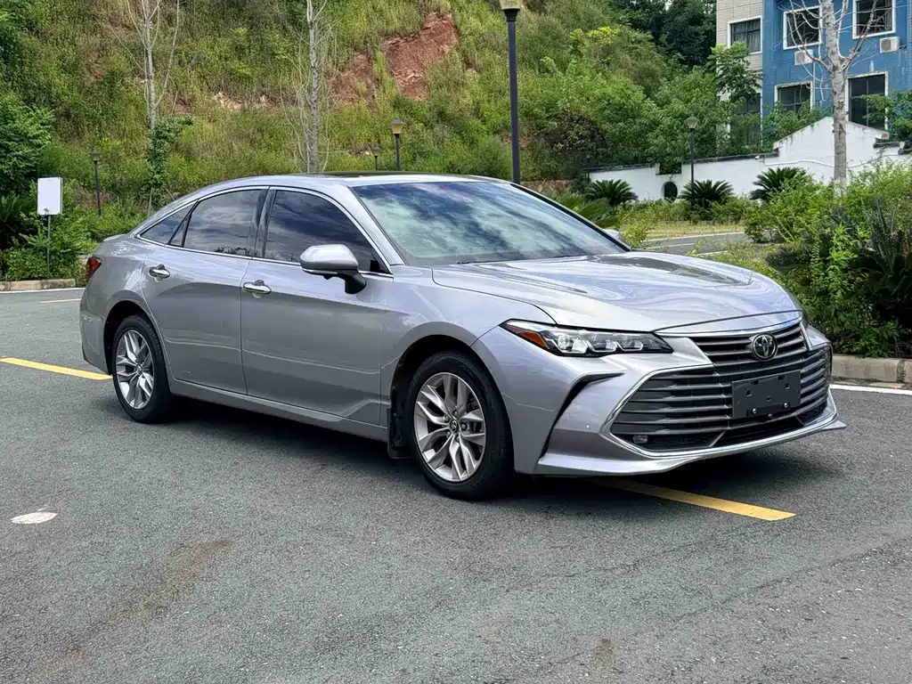 Toyota Avalon 2021