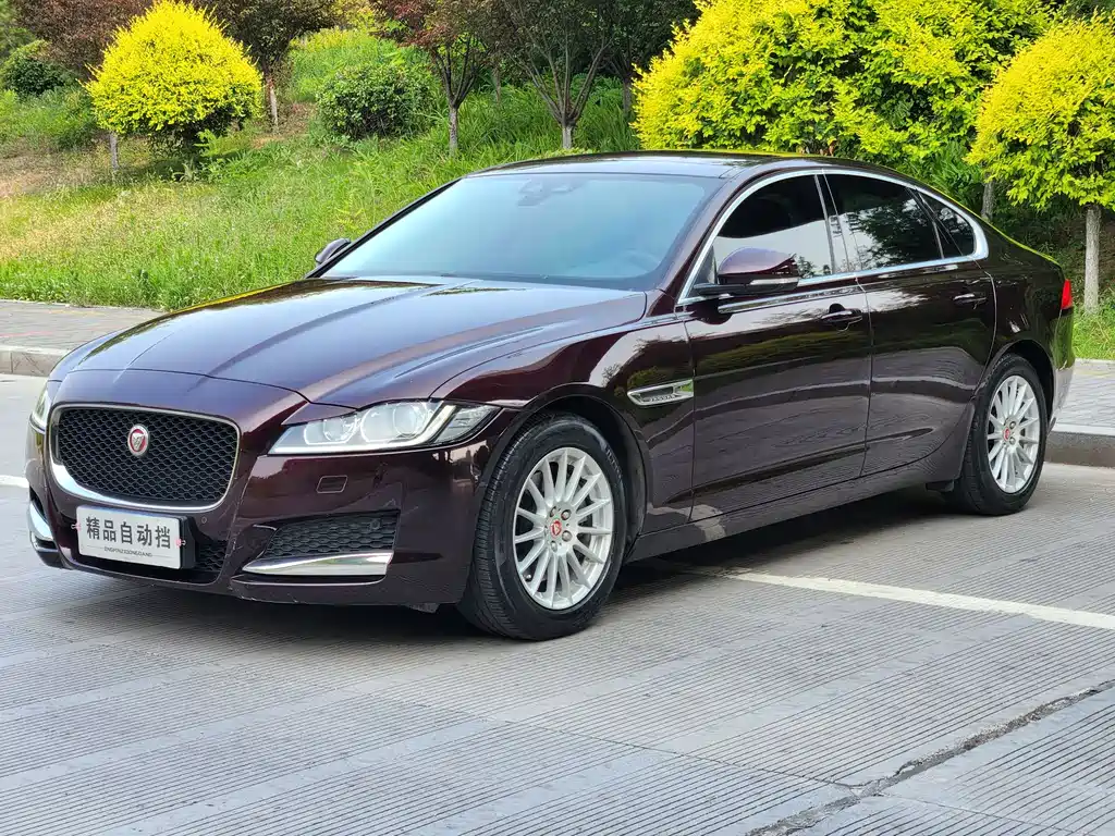 Jaguar XF 2016 — фото 3