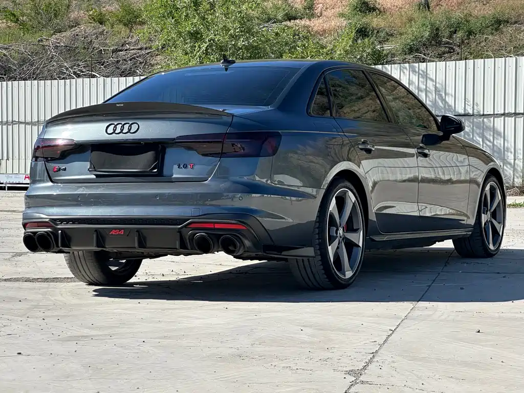Audi S4 2022 — фото 9
