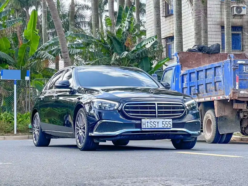 Mercedes-Benz E-Class 2023