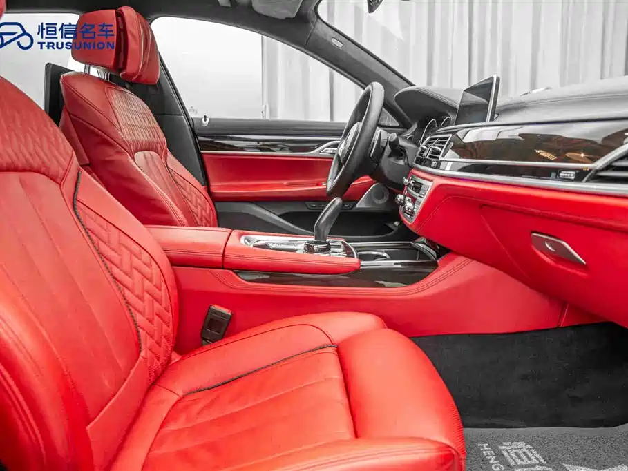 BMW 7 Series 2018 — фото 15