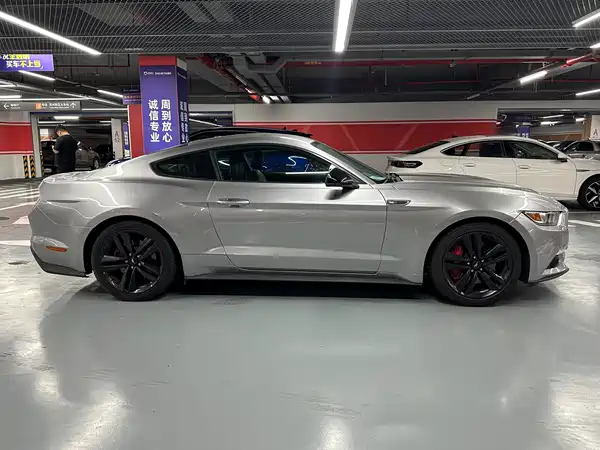 Ford Mustang 2018