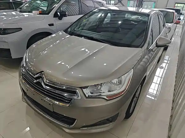Citroën C4L 2015