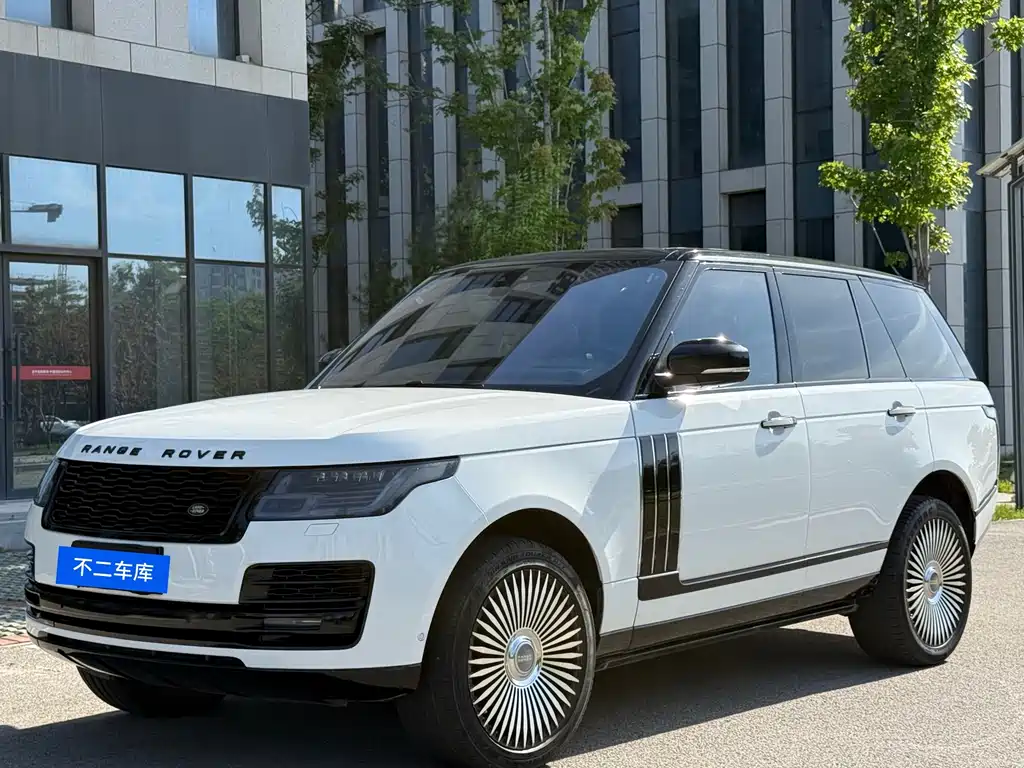 Land Rover Range Rover 2019 — фото 1