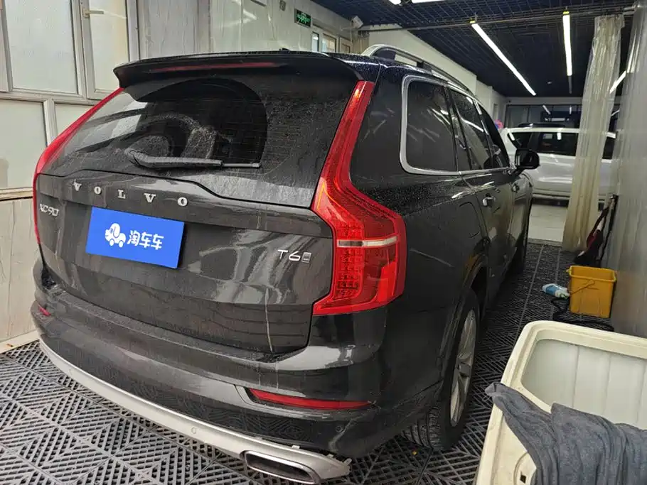 Volvo XC90 2018 — фото 3