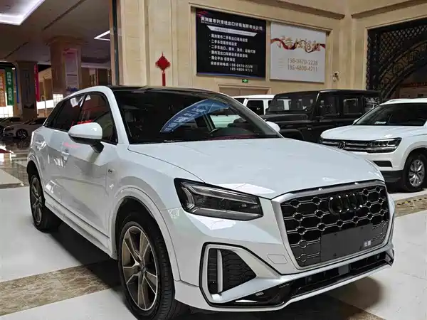 Audi Q2L 2022
