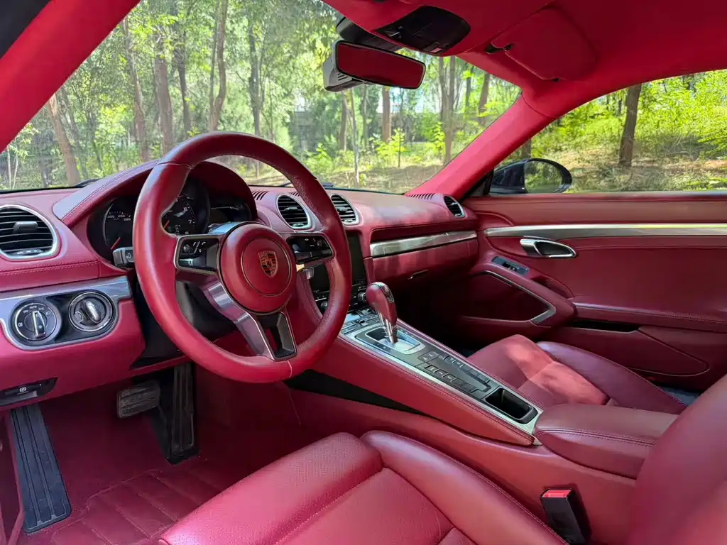 Porsche 718 2017
