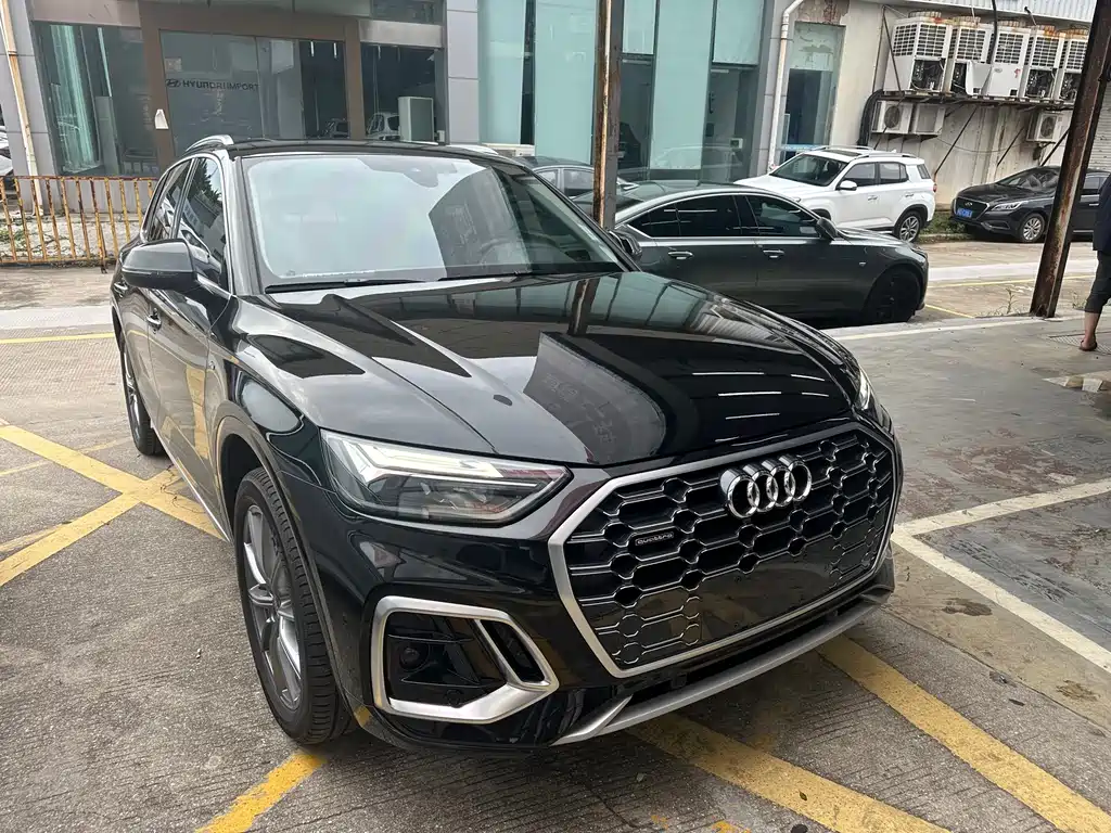 Audi Q5L 2023 — фото 2