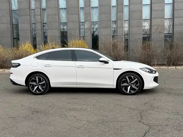 Volkswagen Lamando 2023