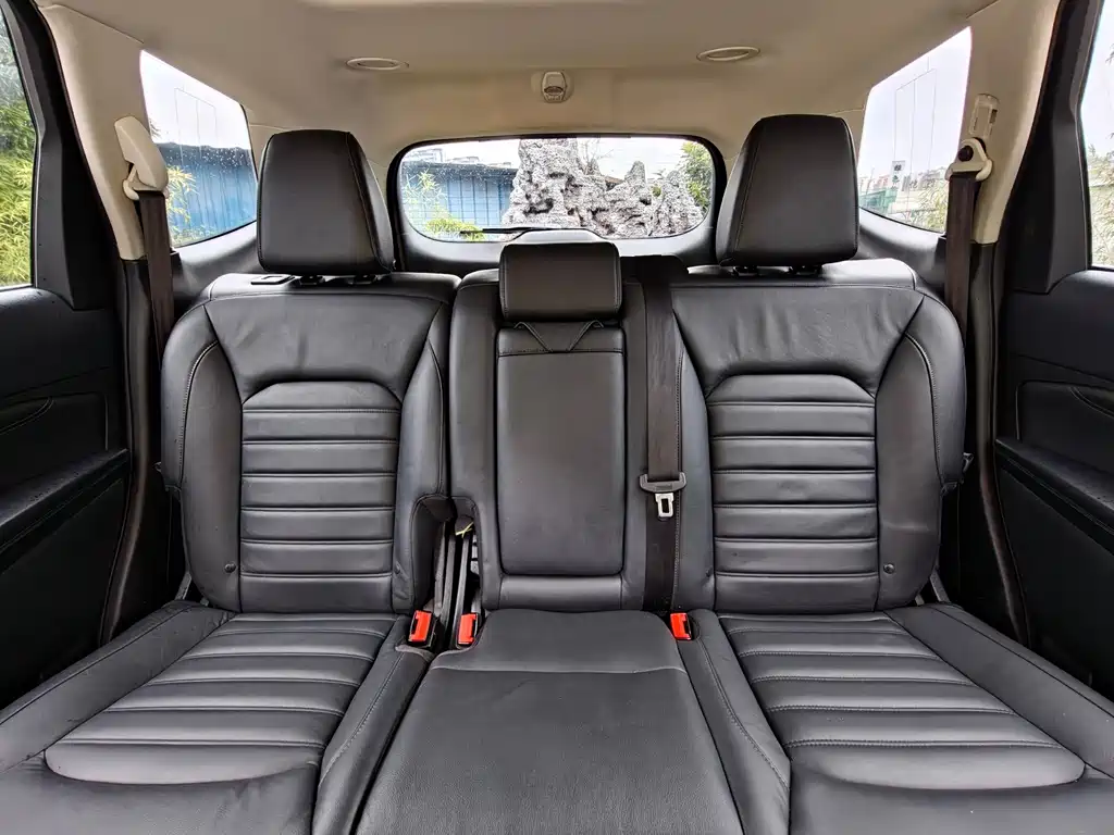 Ford Edge 2015 — фото 21