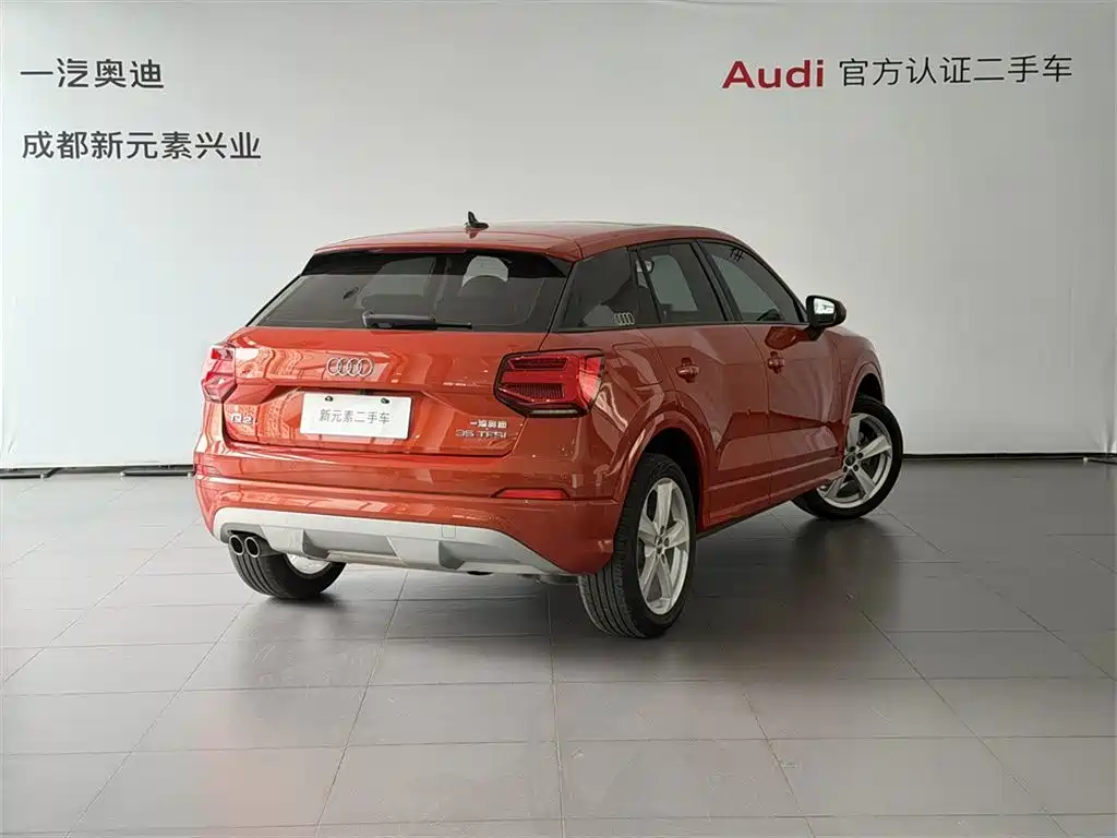 Audi Q2L 2019 — фото 4