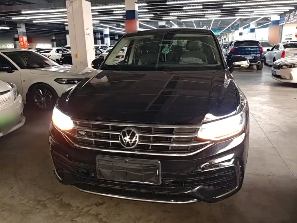 Volkswagen Tiguan L 2021 — фото 3
