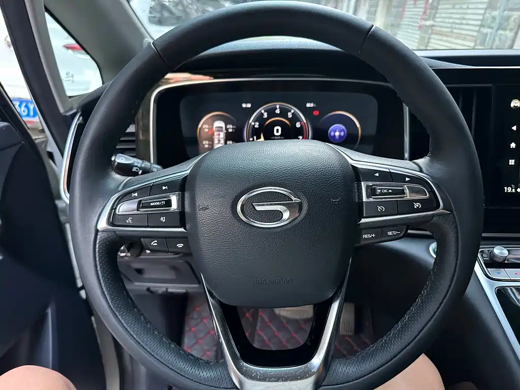 GAC Motor Trumpchi M8 2021 — фото 11