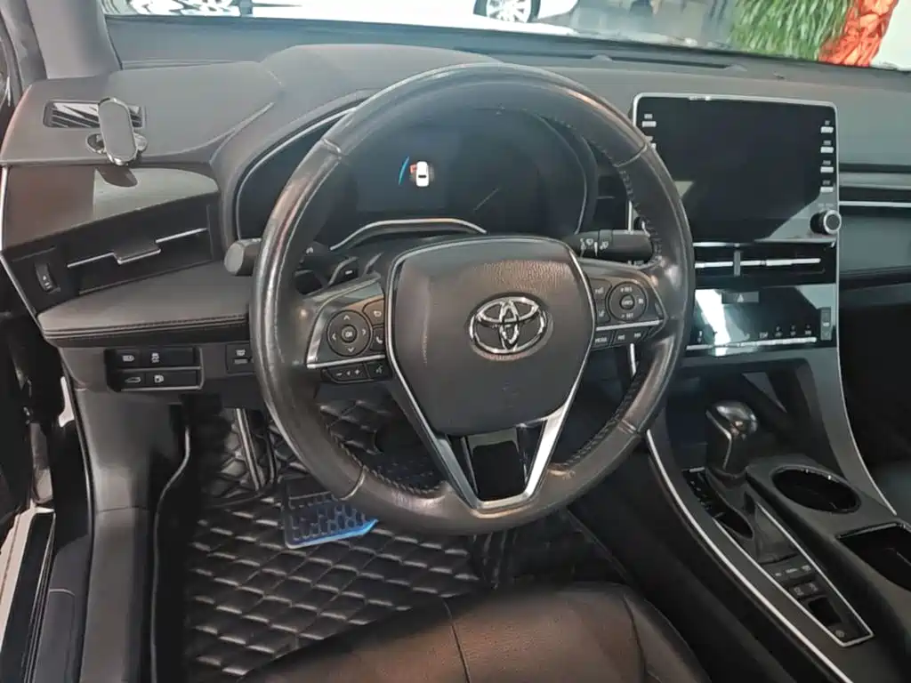 Toyota Avalon 2022 — фото 11