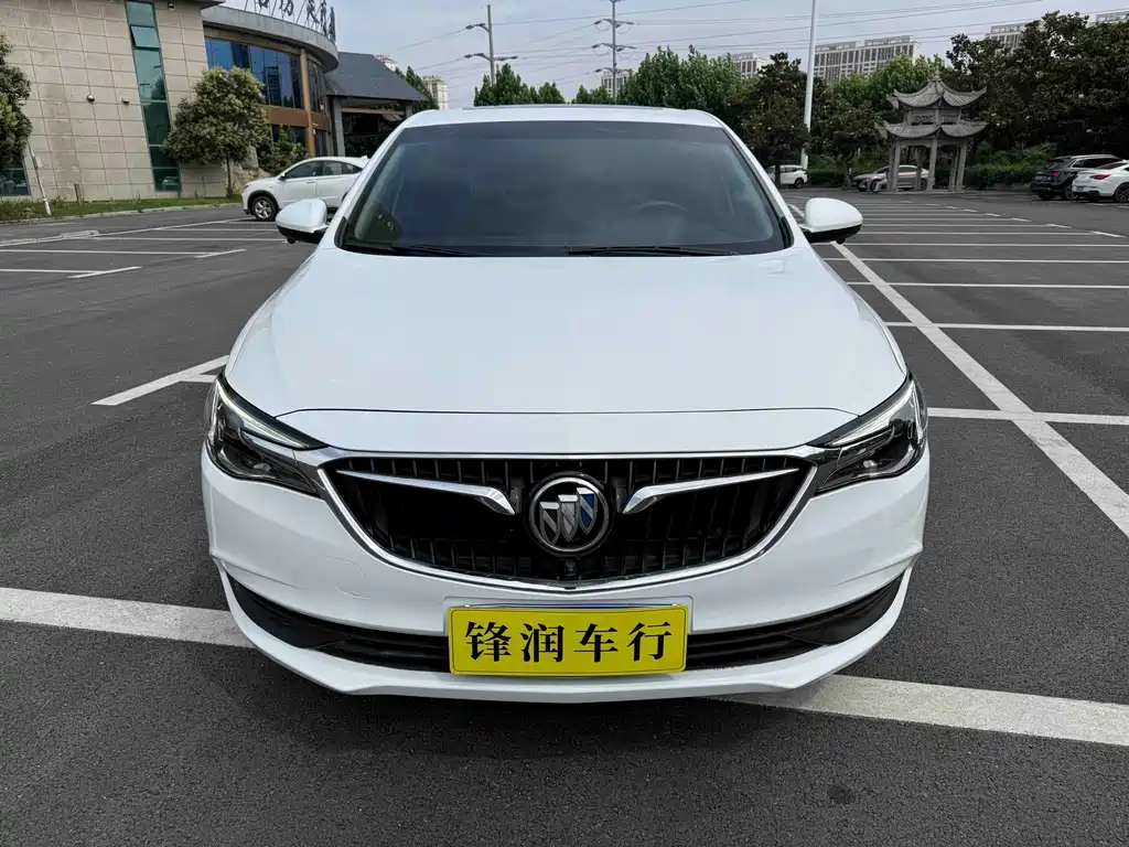 Buick Excelle 2018 — фото 2