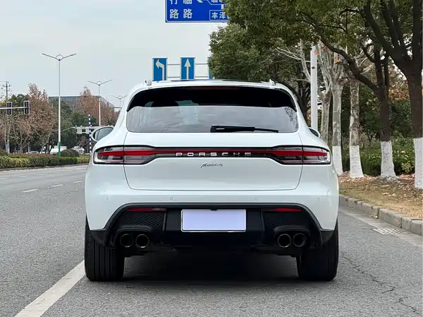 Porsche Macan 2022