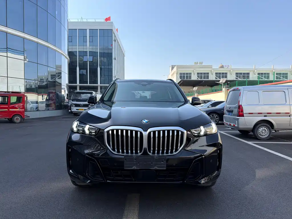 BMW X5 2024 — фото 1