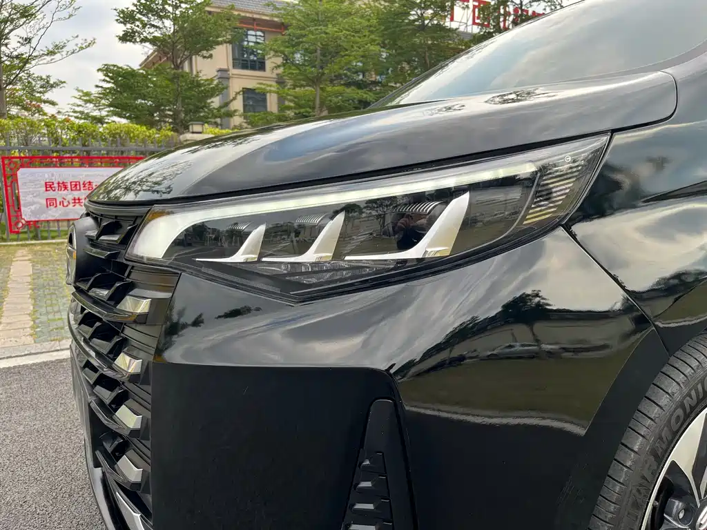 GAC Motor Trumpchi M6 2021 — фото 9
