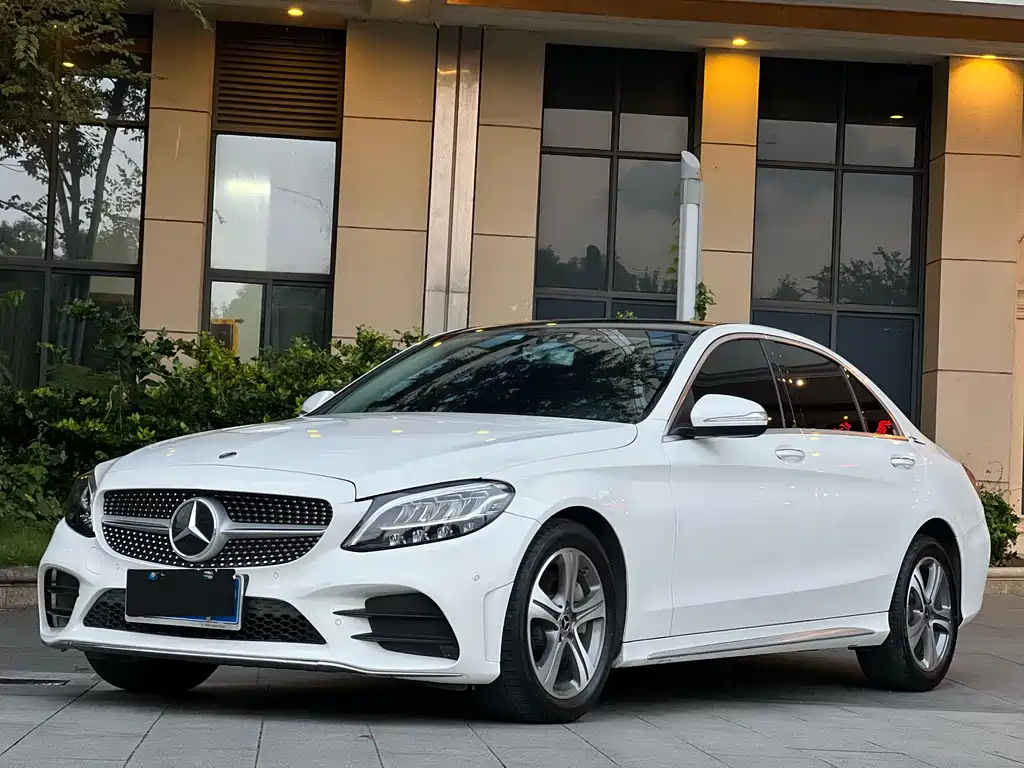 Mercedes-Benz C-Class 2019 — фото 1