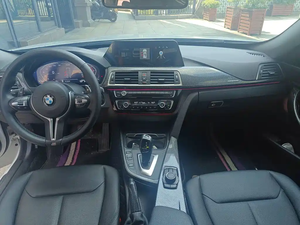 BMW 3 Series GT 2017 — фото 12