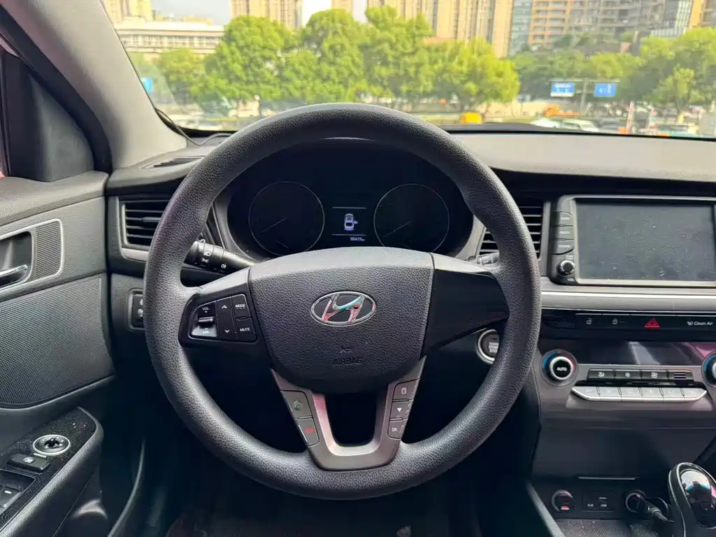 Hyundai Mistra 2017 — фото 12