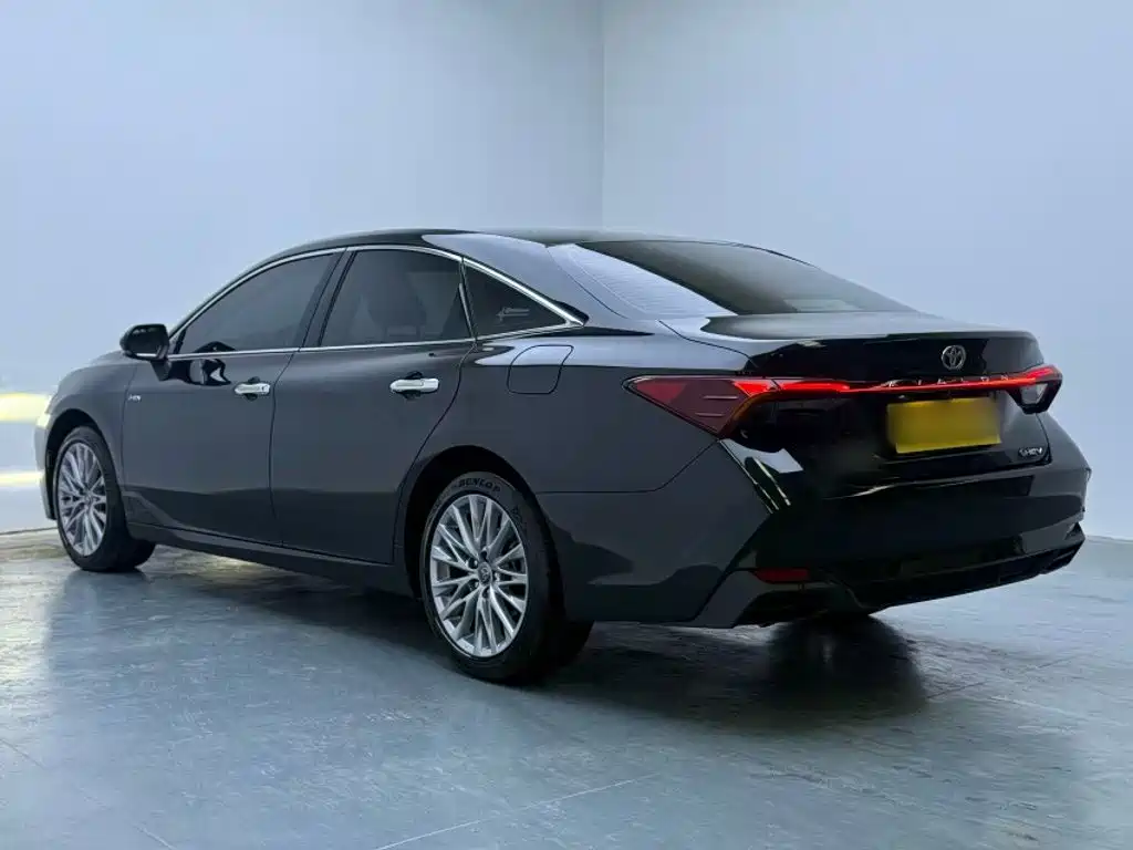 Toyota Avalon 2024 — фото 12