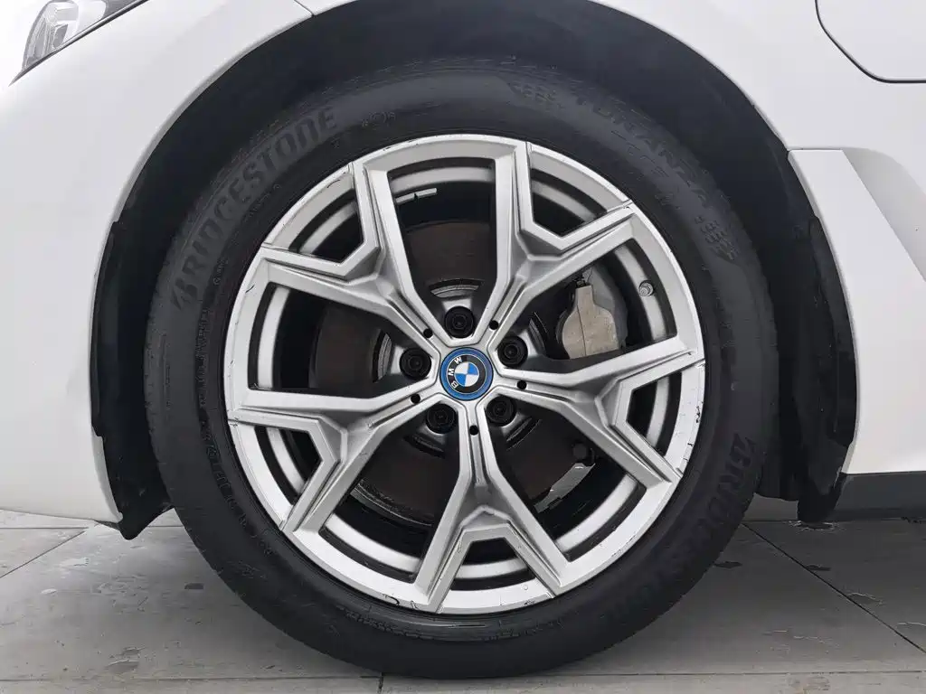 BMW i3 2024 — фото 17