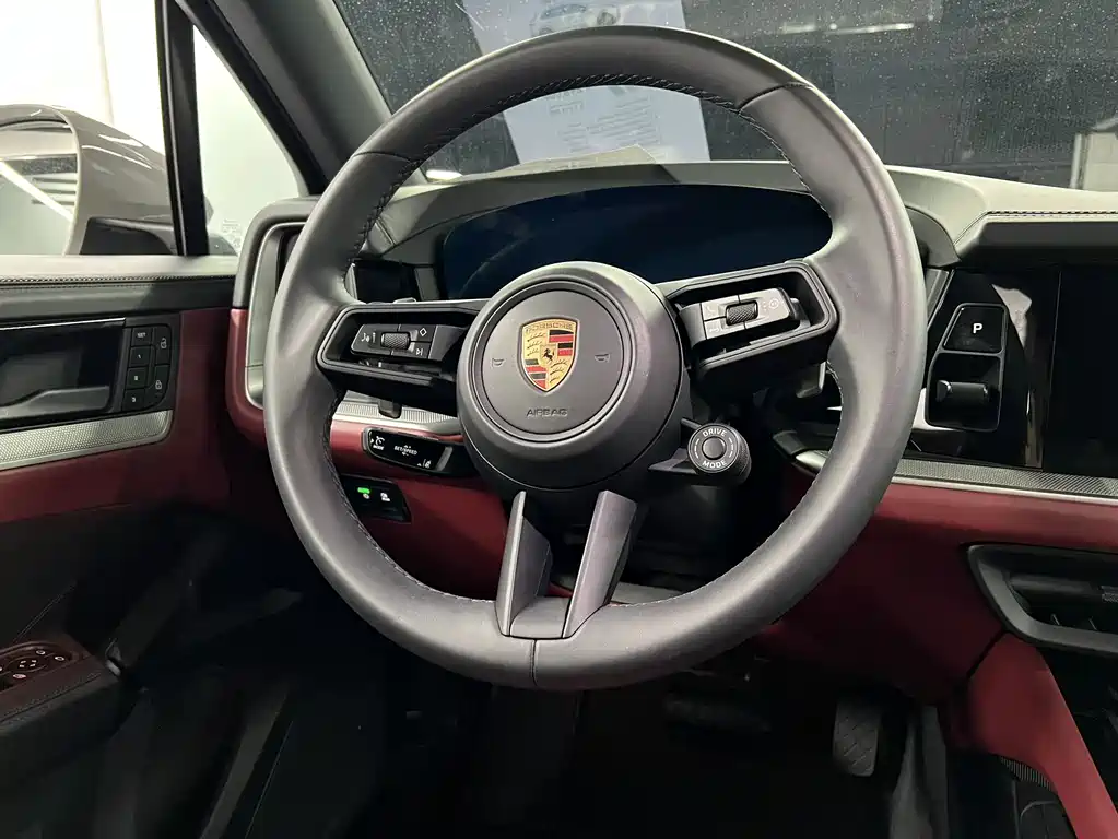 Porsche Cayenne 2025 — фото 11