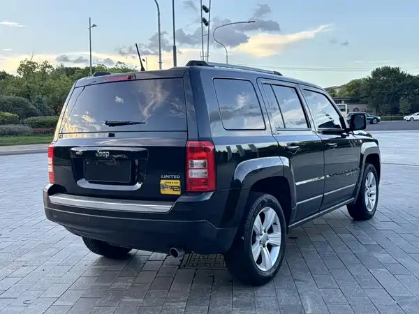 Jeep Freelancer 2014