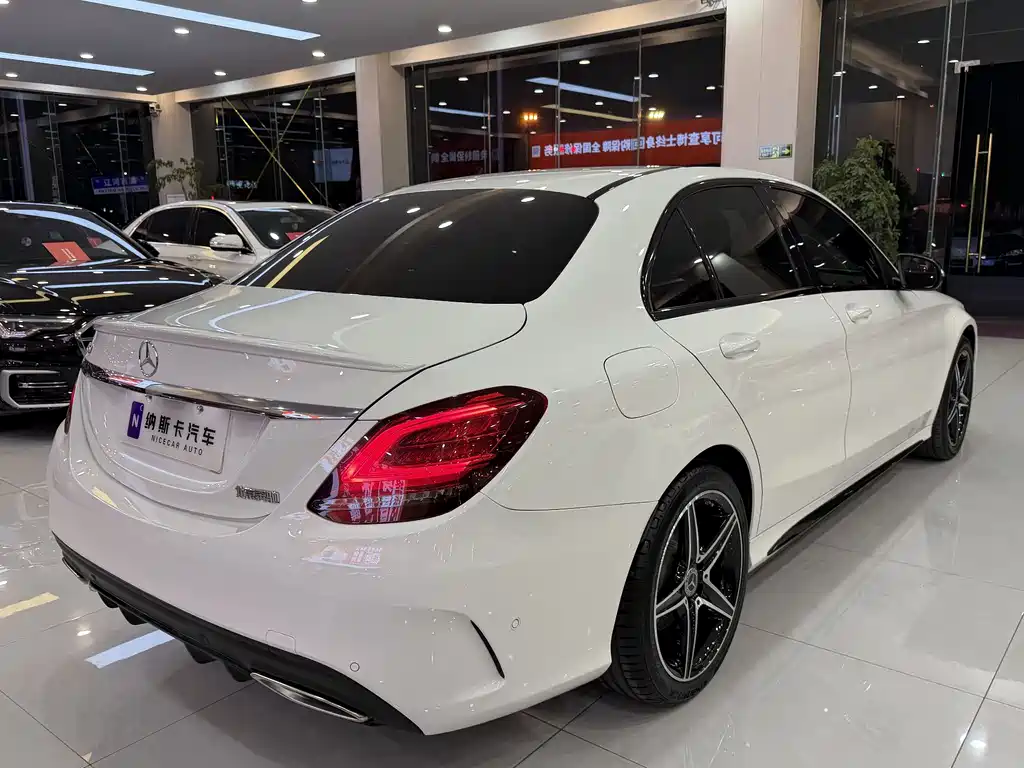 Mercedes-Benz C-Class 2020 — фото 4