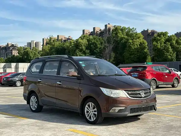 Baojun 730 2014