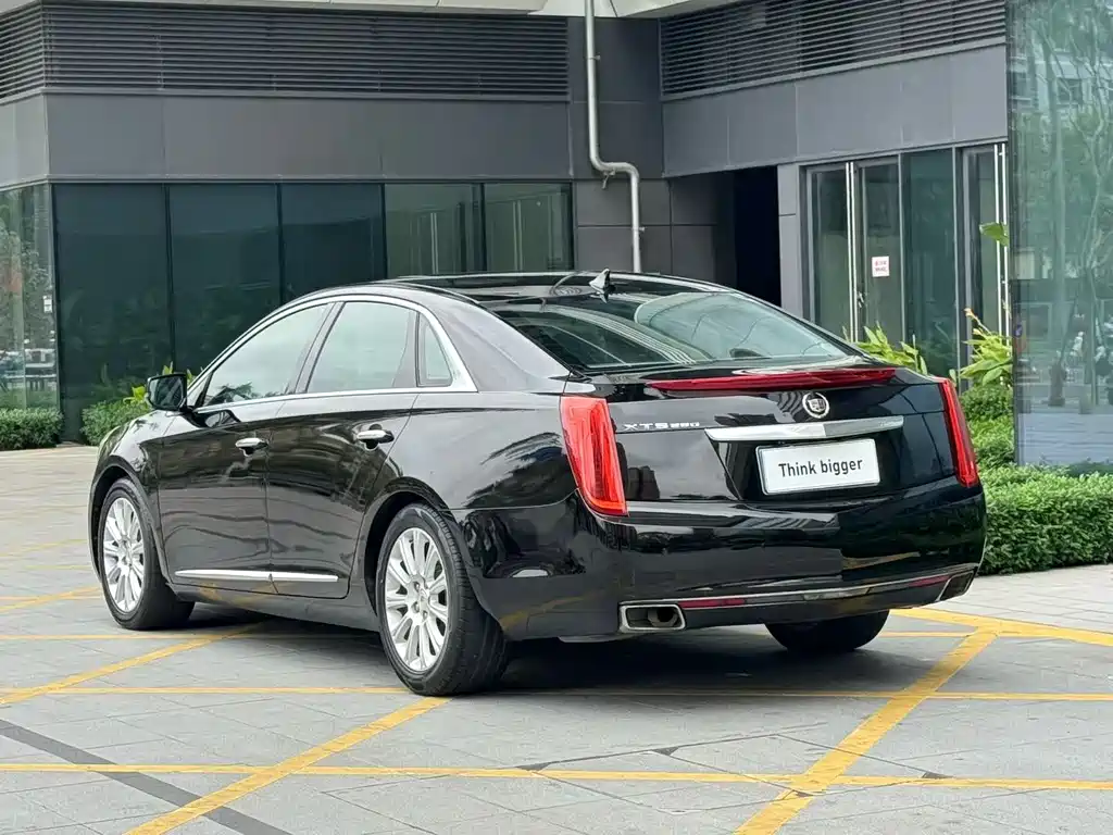 Cadillac XTS 2015 — фото 7