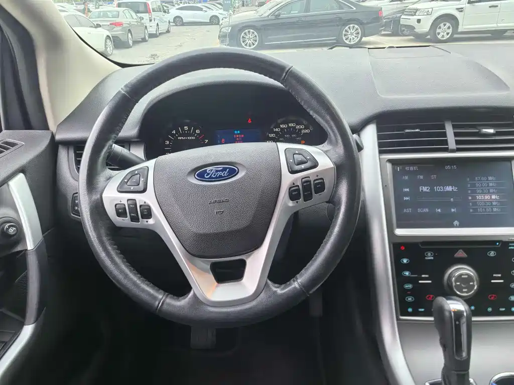 Ford Edge 2013 — фото 14