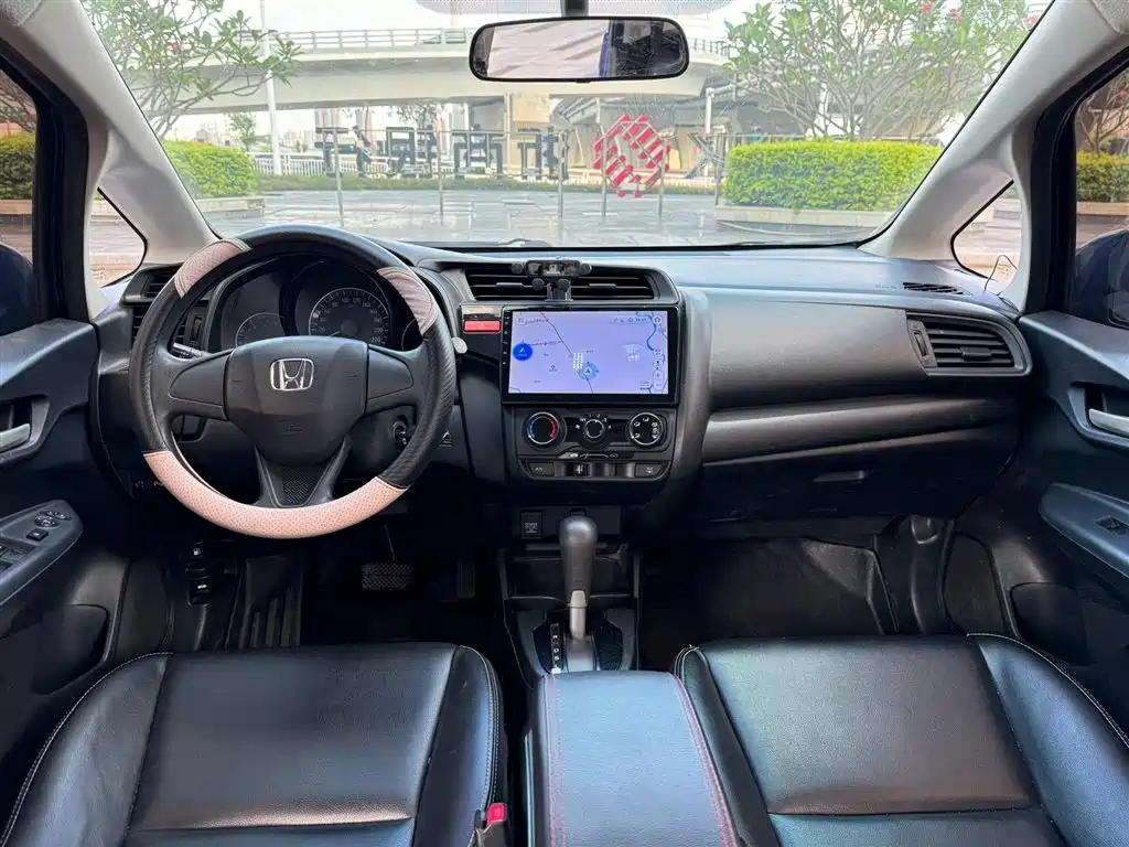 Honda Fit 2017 — фото 7