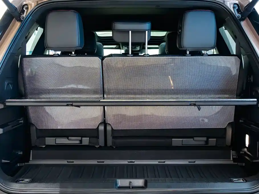 Toyota Sequoia 2025 — фото 10