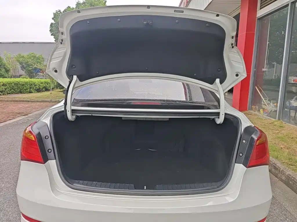 Hyundai Mistra 2016 — фото 19