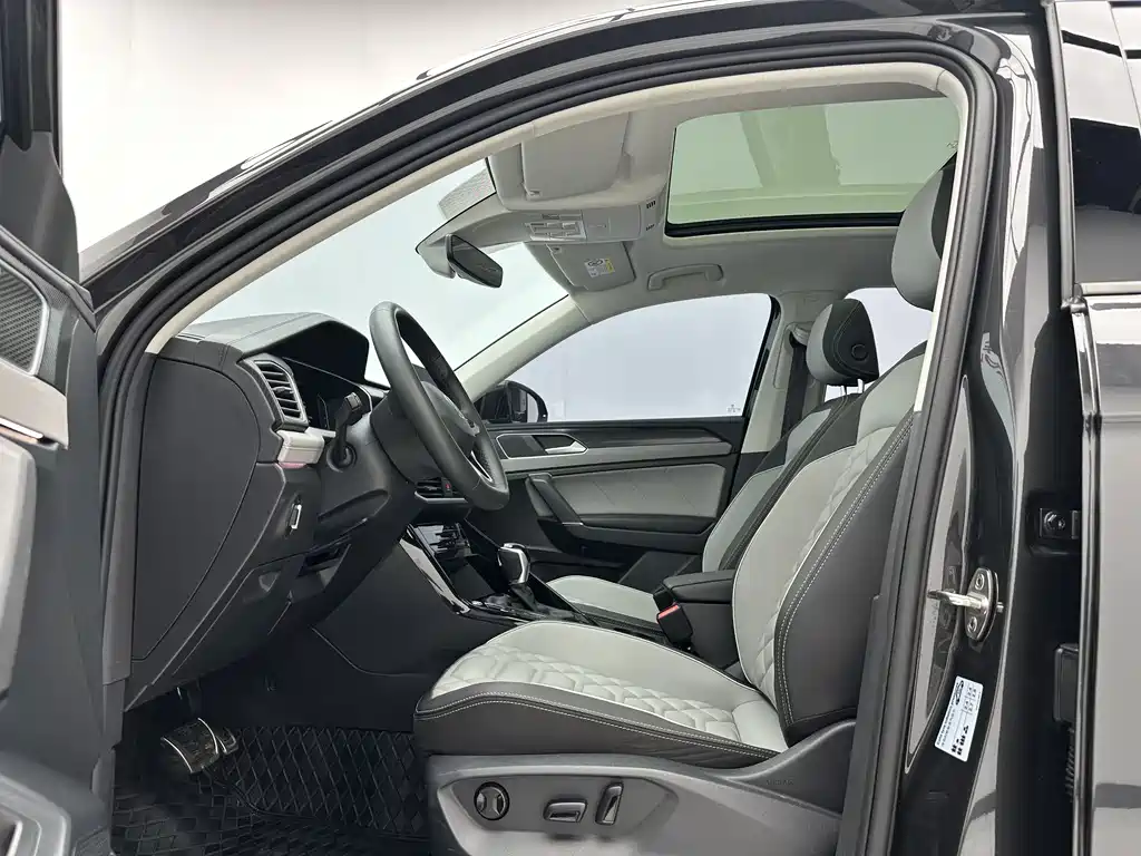 Volkswagen Tayron 2023