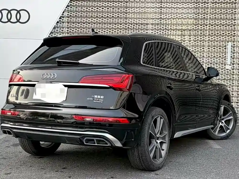 Audi Q5L 2023 — фото 3