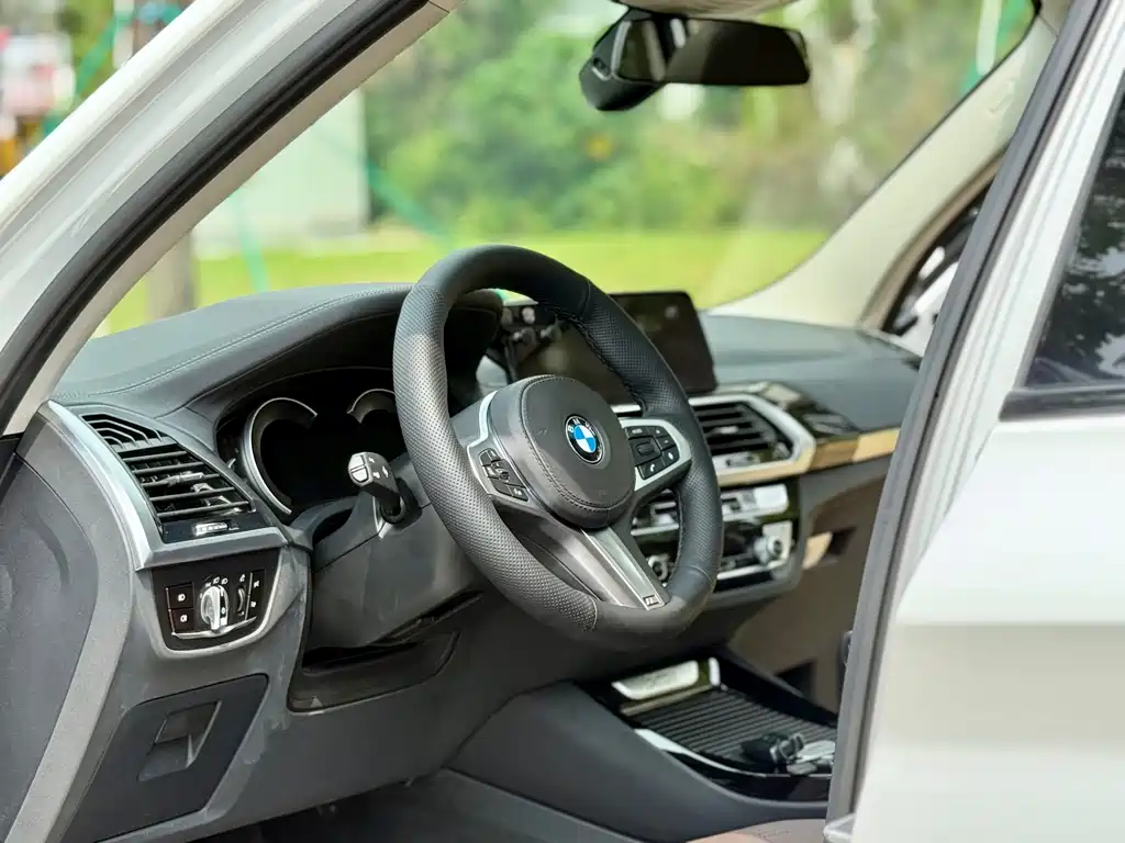 BMW X3 2018 — фото 11