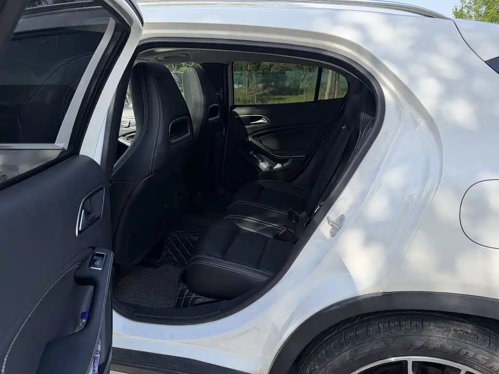 Mercedes-Benz GLA 2017 — фото 11