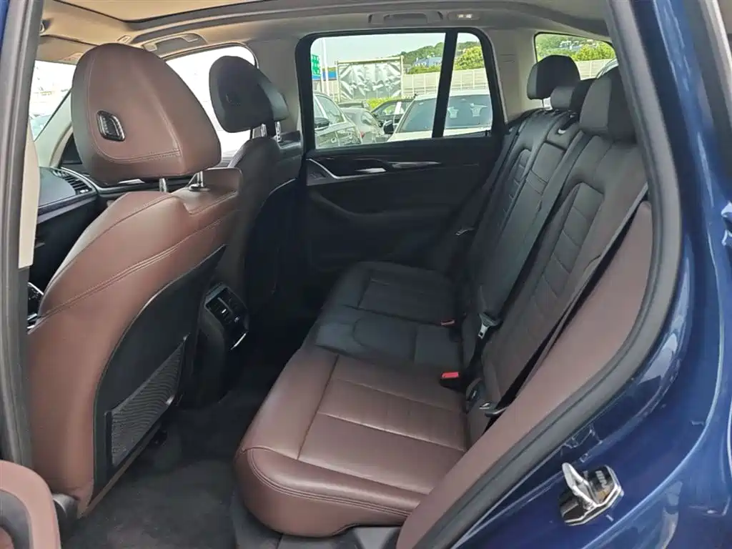 BMW X3 2018 — фото 17
